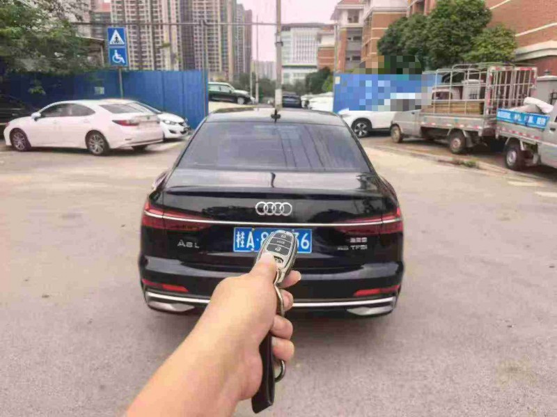 南宁24年奥迪A6L9
