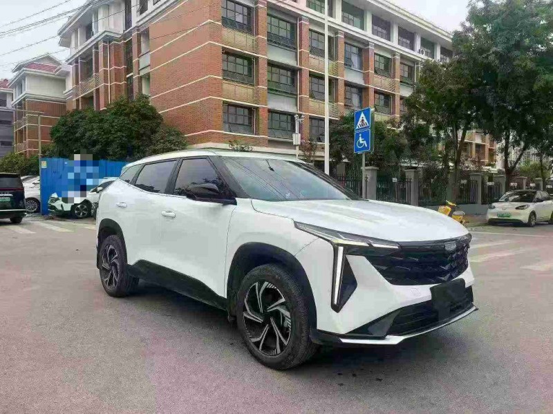 南宁24年吉利博越2