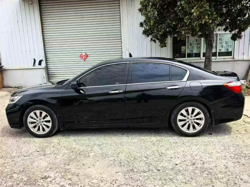 淮安15年本田雅阁9