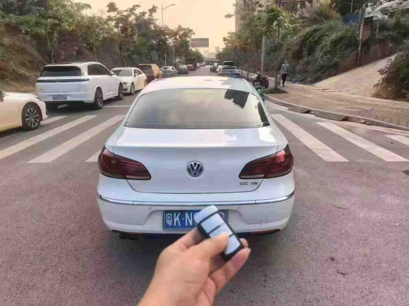 南宁14年大众CC9