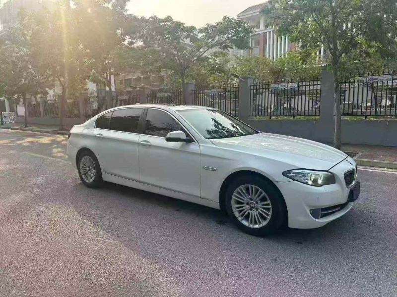 南宁16年宝马5系3