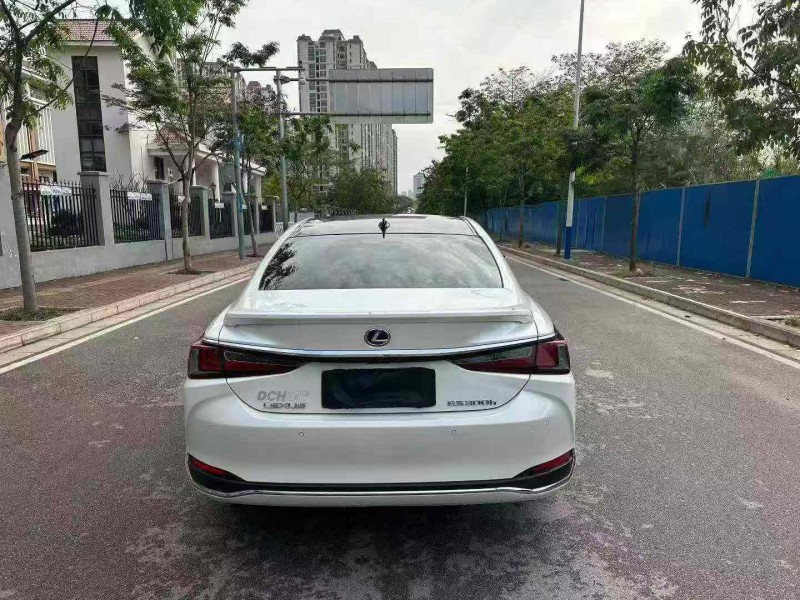 南宁20年雷克萨斯ES9