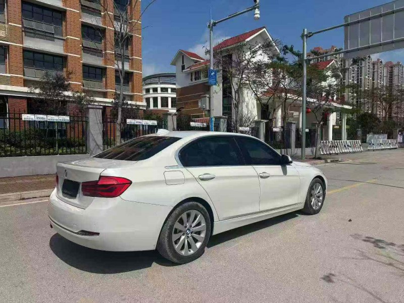 南宁17年宝马3系7