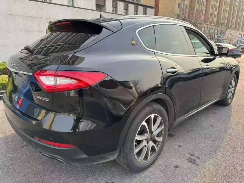 滨州18年玛莎拉蒂Levante7