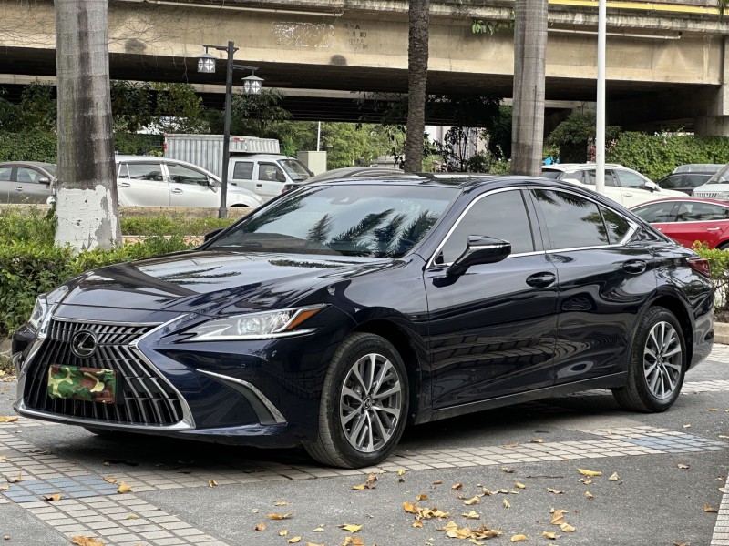 东莞23年雷克萨斯ES3