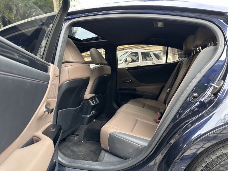 东莞23年雷克萨斯ES5