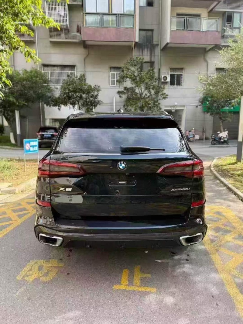 重庆23年宝马X58