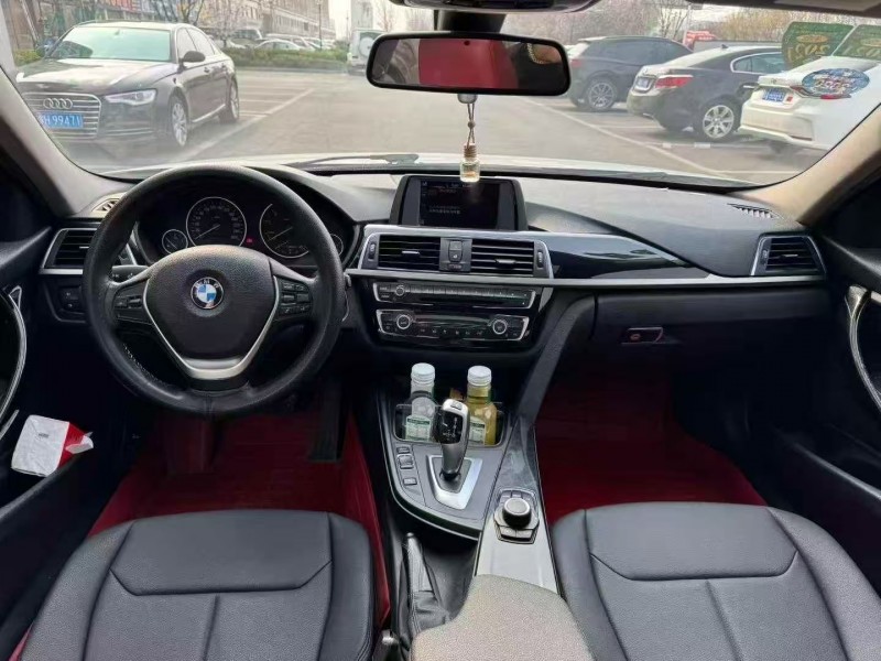 滨州17年宝马3系8