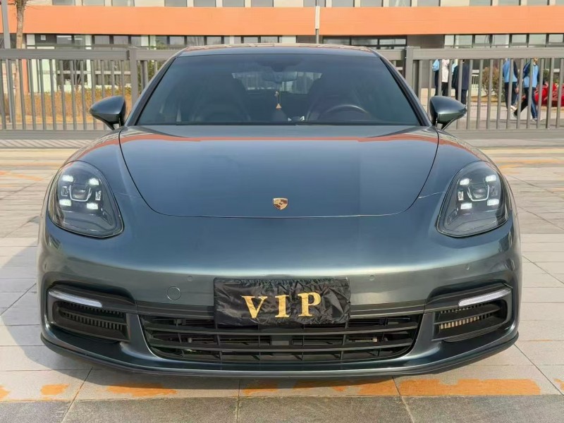 石家庄19年保时捷帕拉梅拉1