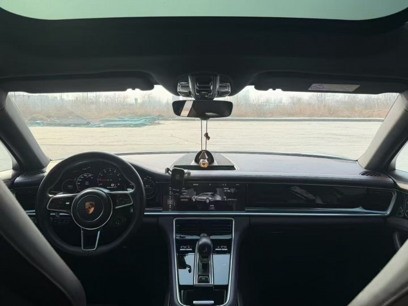 石家庄19年保时捷帕拉梅拉7