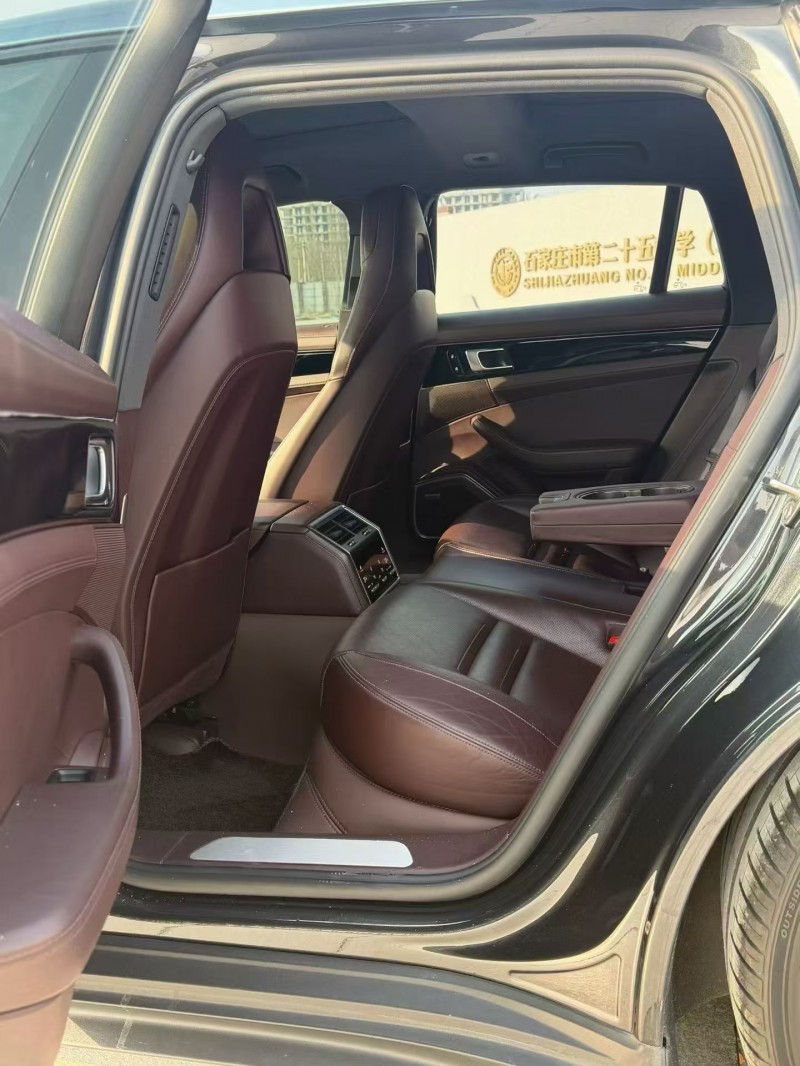 石家庄19年保时捷帕拉梅拉8