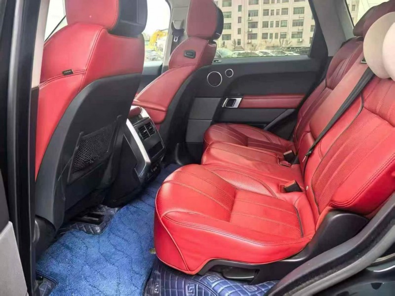 张家界17年路虎揽胜运动6