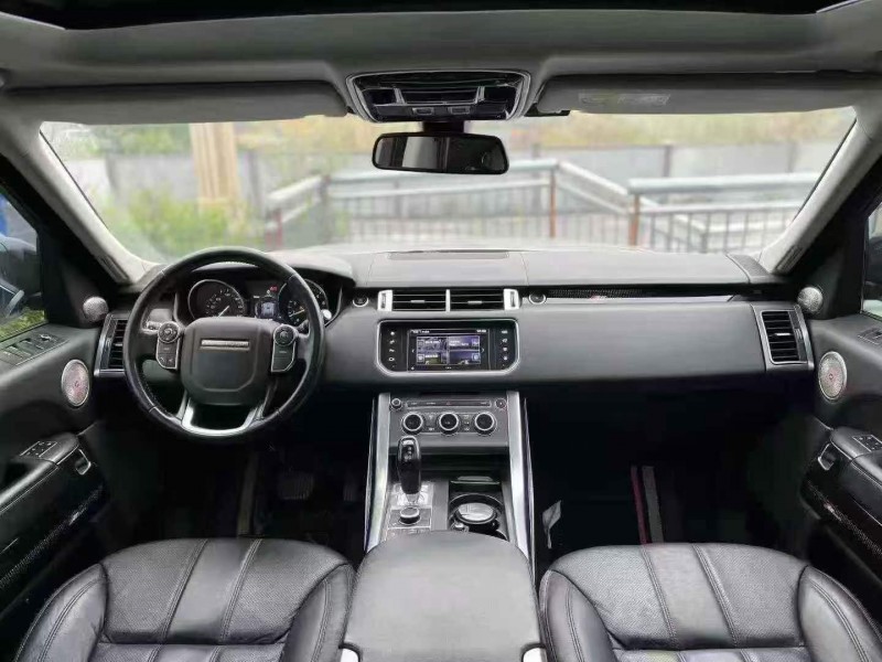 重庆16年路虎揽胜运动5