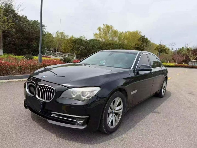 淮安14年宝马7系3