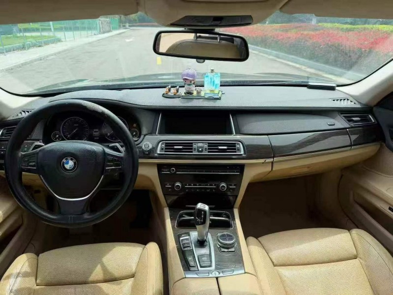 淮安14年宝马7系4