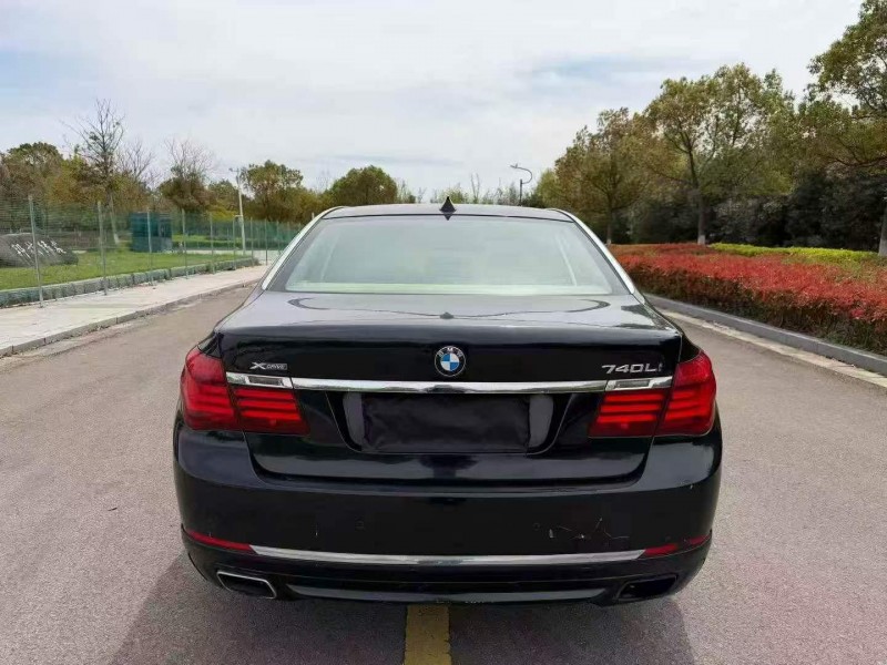 淮安14年宝马7系9