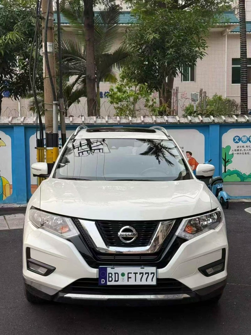 湛江20年日产奇骏1