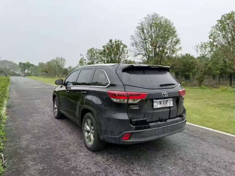 广州19年丰田汉兰达4