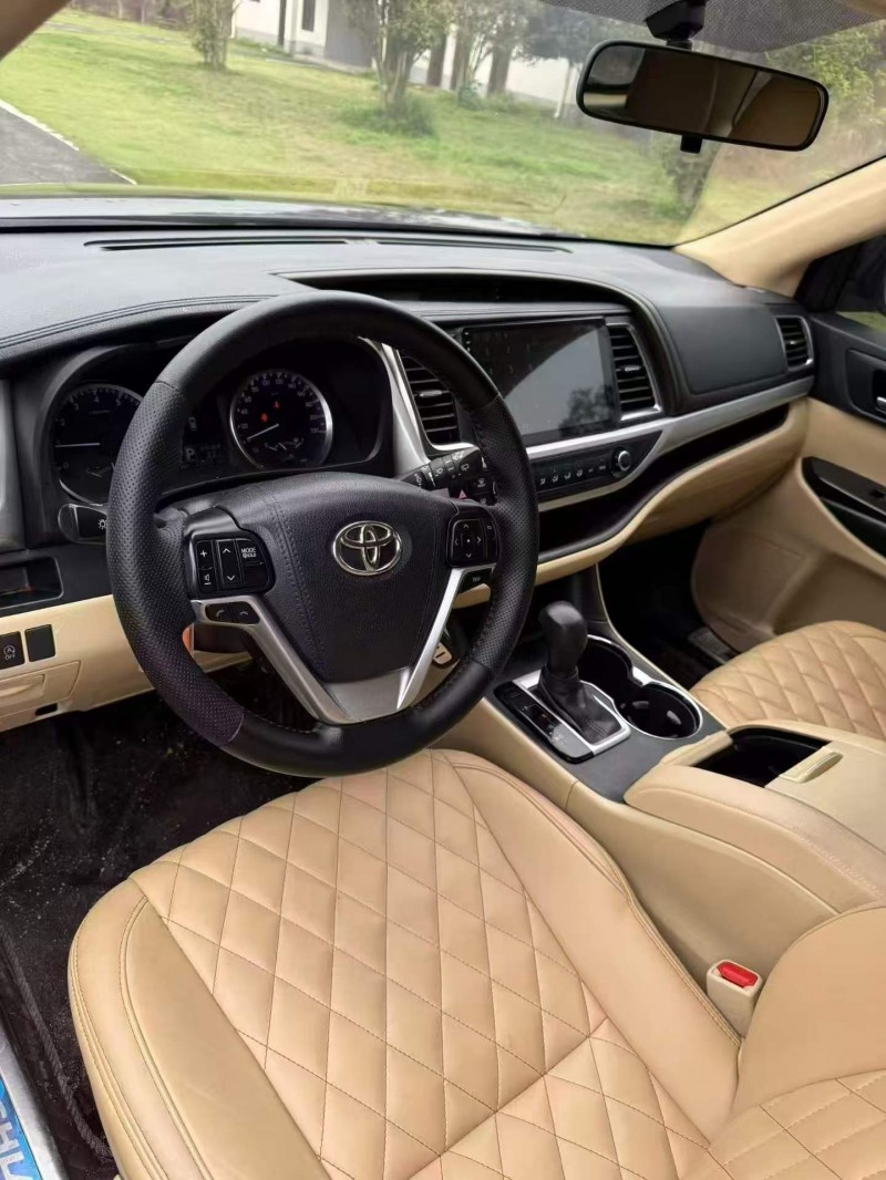 广州19年丰田汉兰达6