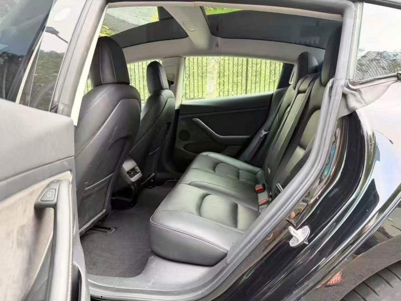 广州23年特斯拉MODEL 34