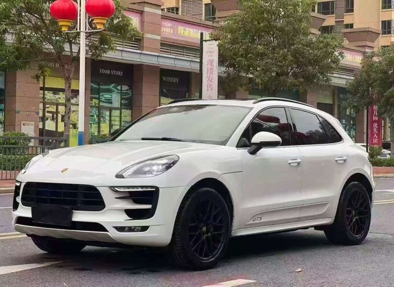 广州17年保时捷Macan3