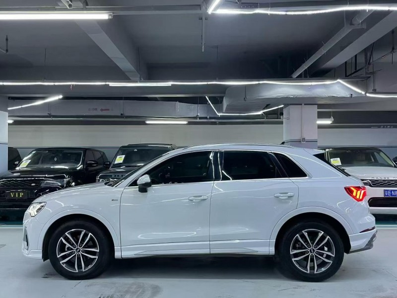 深圳21年奥迪Q38