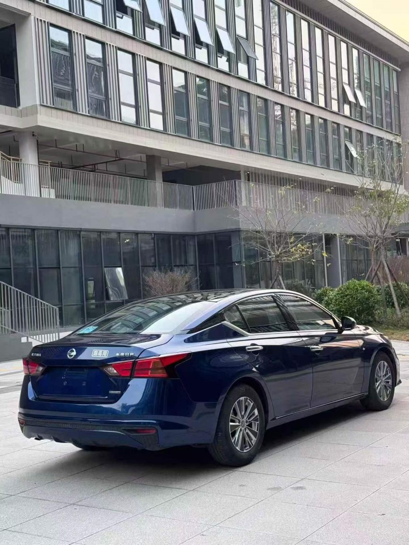 常德20年日产天籁7