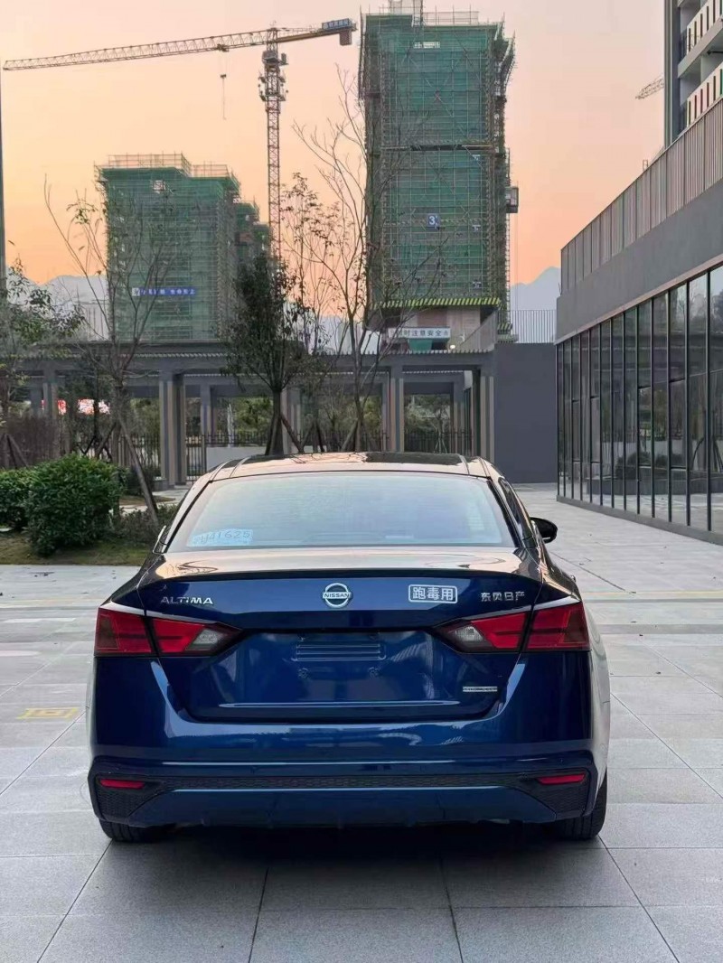 常德20年日产天籁8