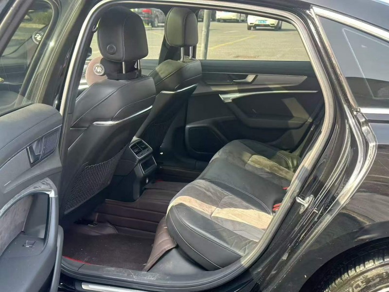 金华19年奥迪A6L8