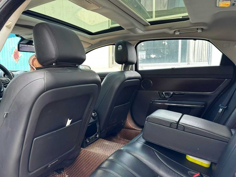 潍坊15年捷豹XJL6