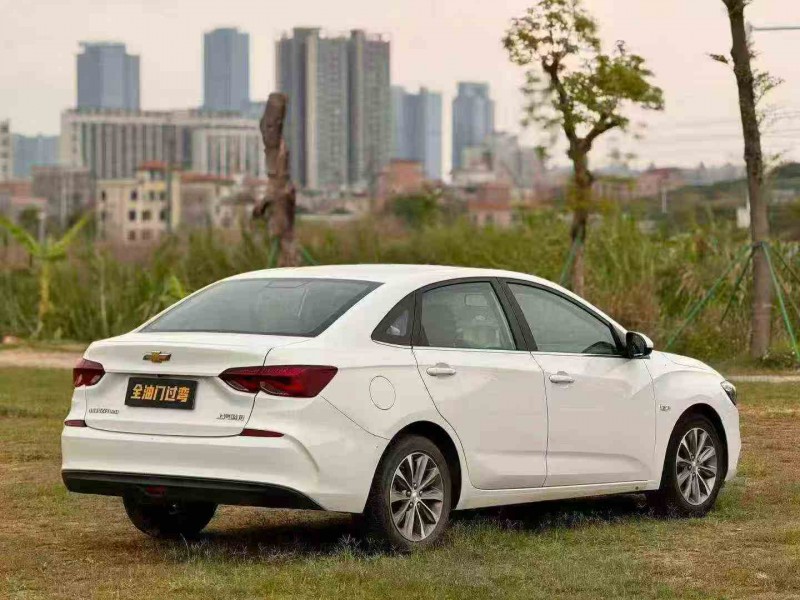 江门22年雪佛兰科鲁泽8
