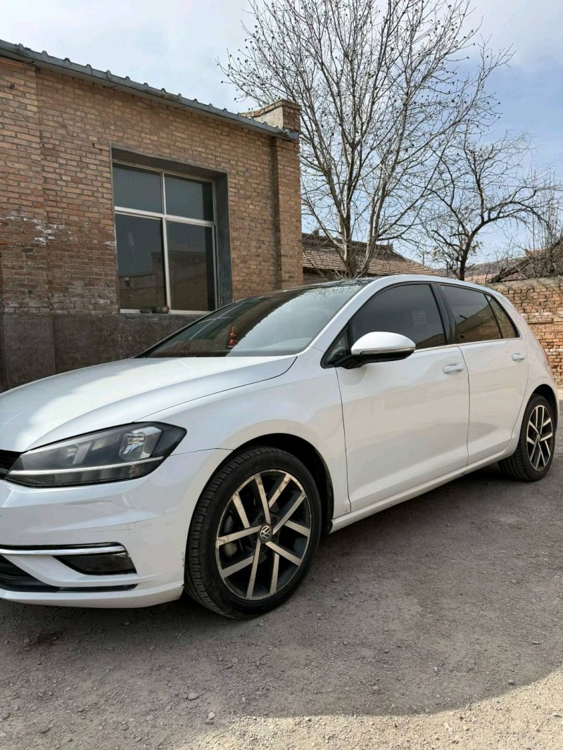 嘉峪关20年大众高尔夫3