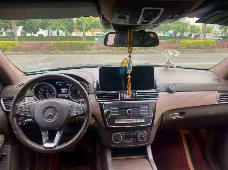 南平18年奔驰GLE4