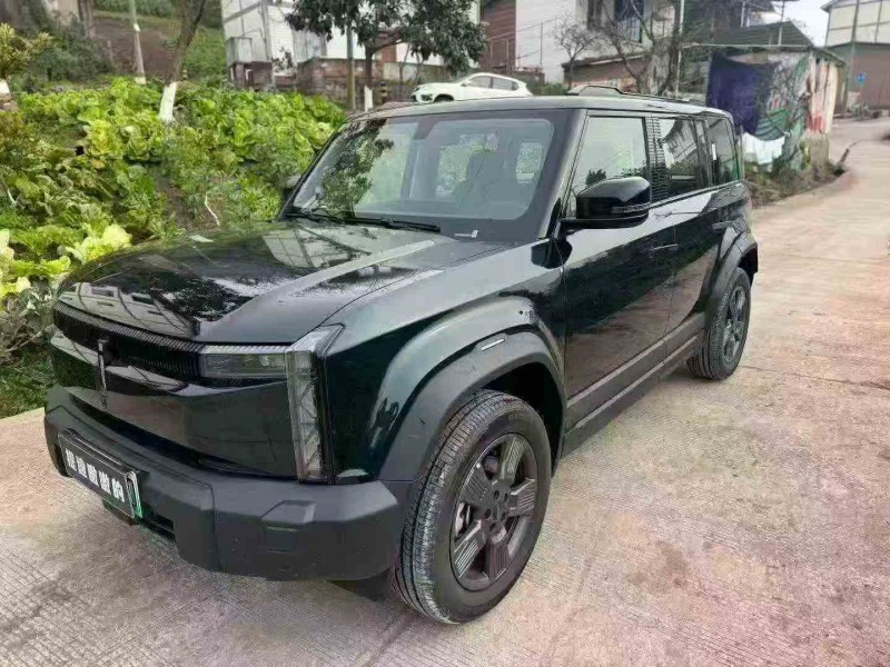 重庆25年奇瑞ICAR2