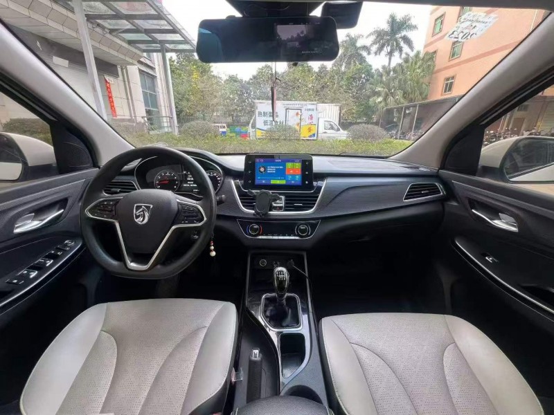 东莞19年宝骏7306