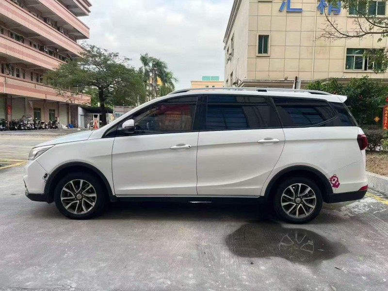 东莞19年宝骏7308