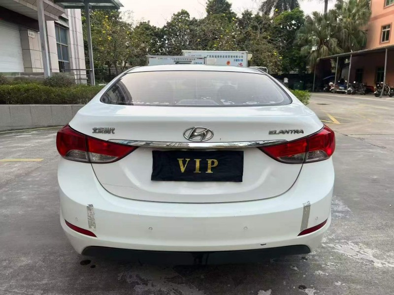 东莞14年现代朗动4