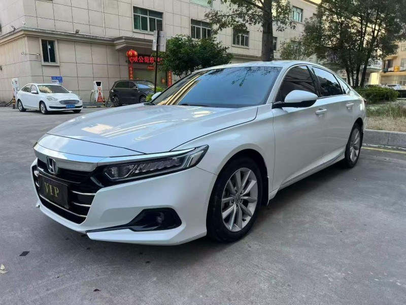 东莞22年本田雅阁2