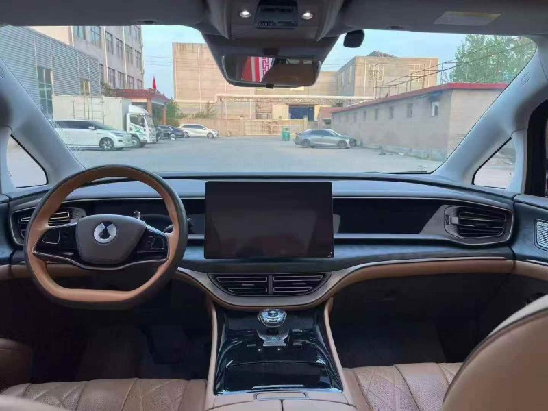 枣庄23年腾势D97