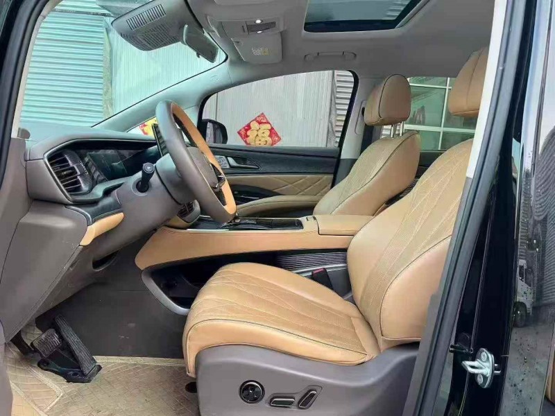 枣庄23年腾势D98