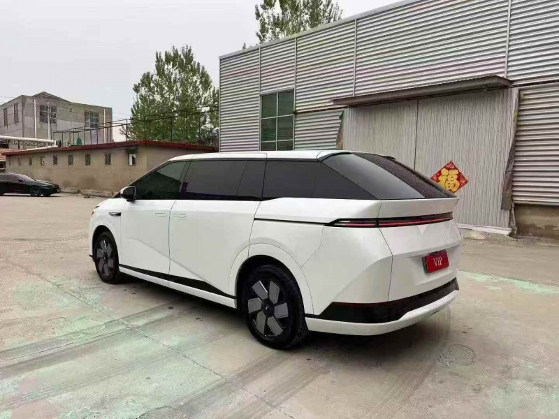 济宁24年小鹏汽车X95