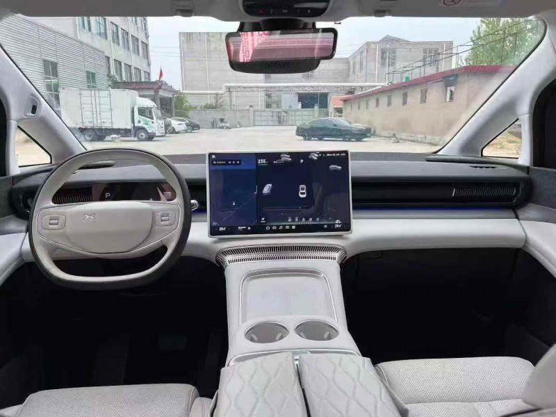 济宁24年小鹏汽车X97