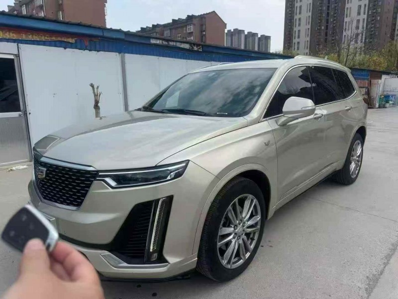济宁21年凯迪拉克XT62