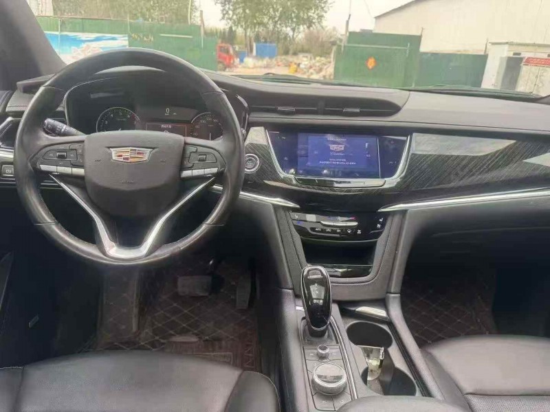 济宁21年凯迪拉克XT63