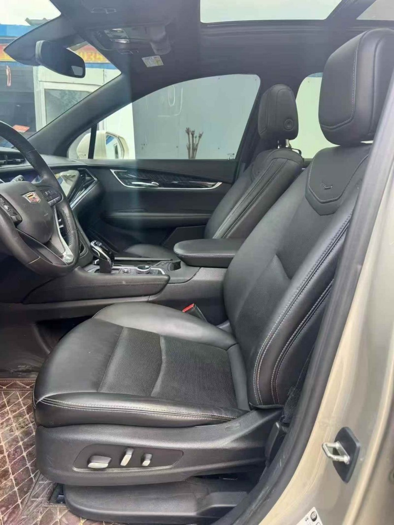 济宁21年凯迪拉克XT64