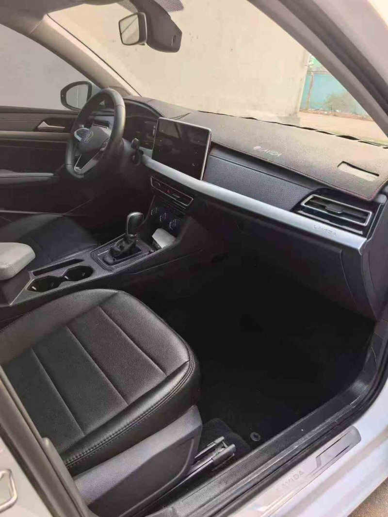 东营22年大众朗逸5