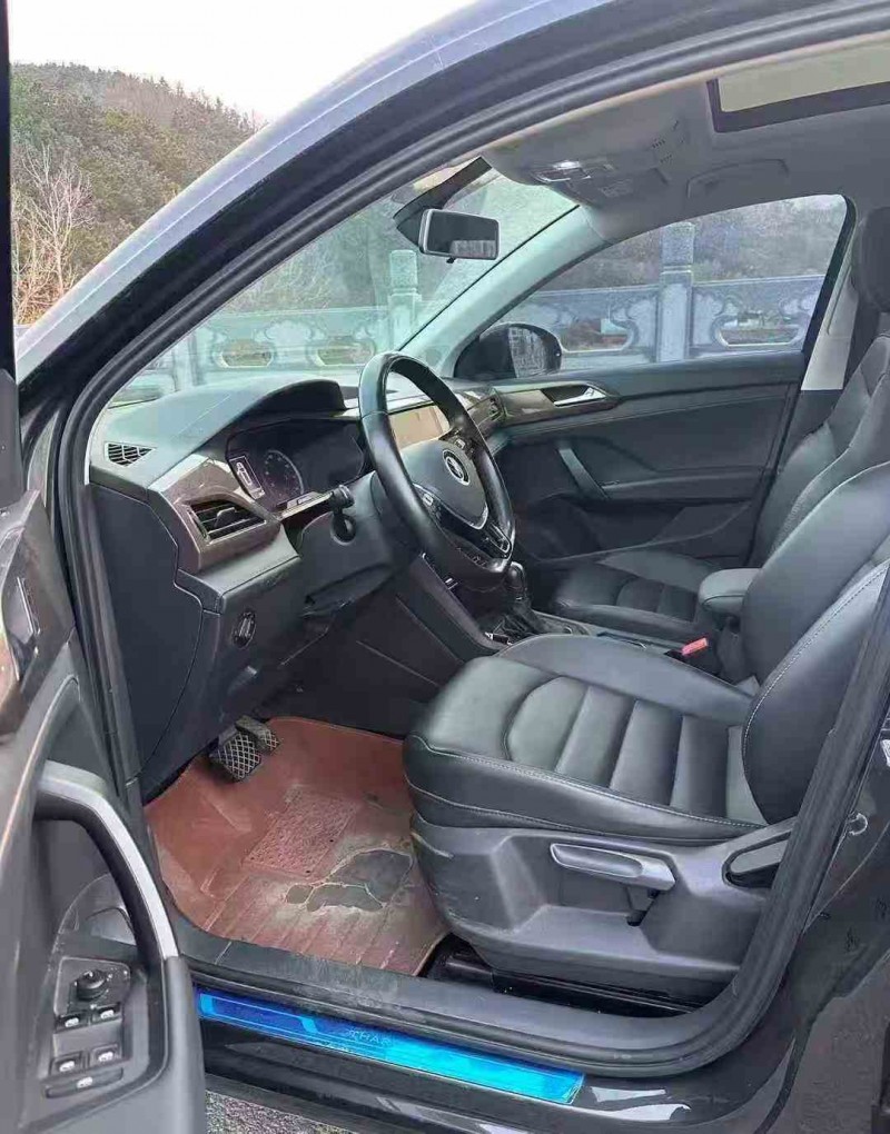 淄博22年大众途岳4