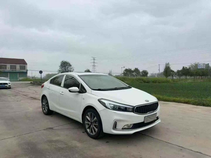 菏泽19年起亚K52