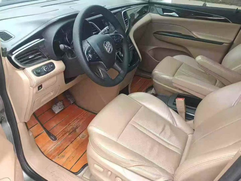 菏泽17年别克GL84