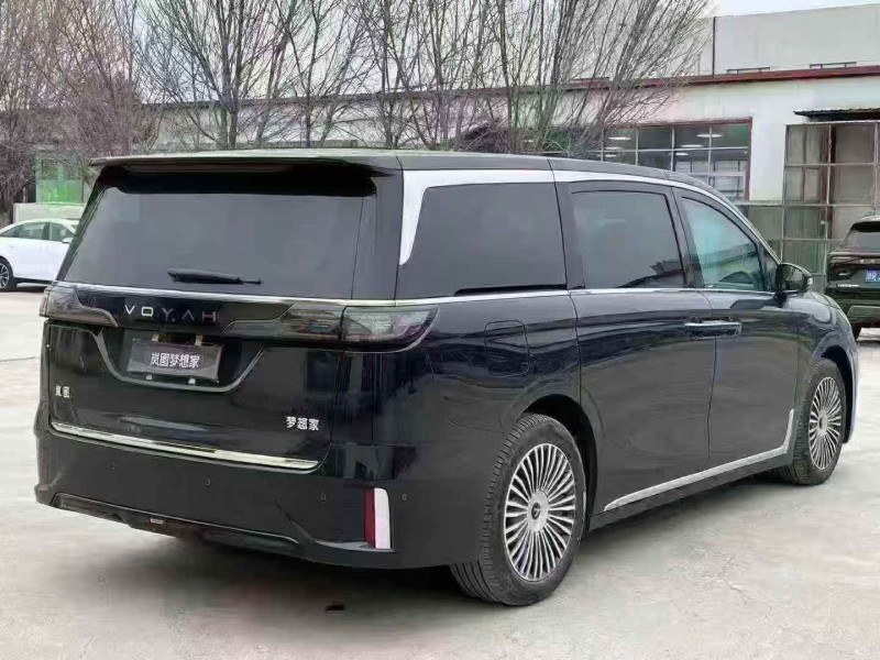 菏泽26年岚图汽车梦想家7